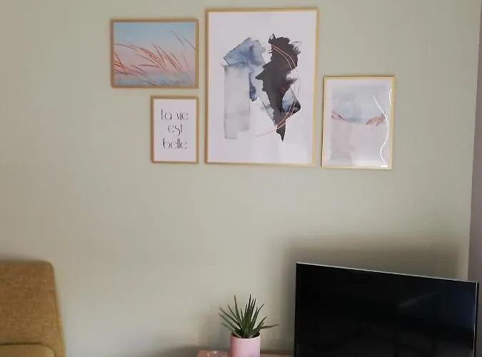 アパート Happiness デ ハーン